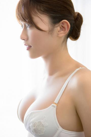 吃奶摸下免费30分钟视频